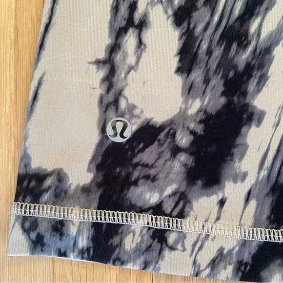 Lululemon Power Y Tank *Luon EUC size 6 - Picture 6 of 7